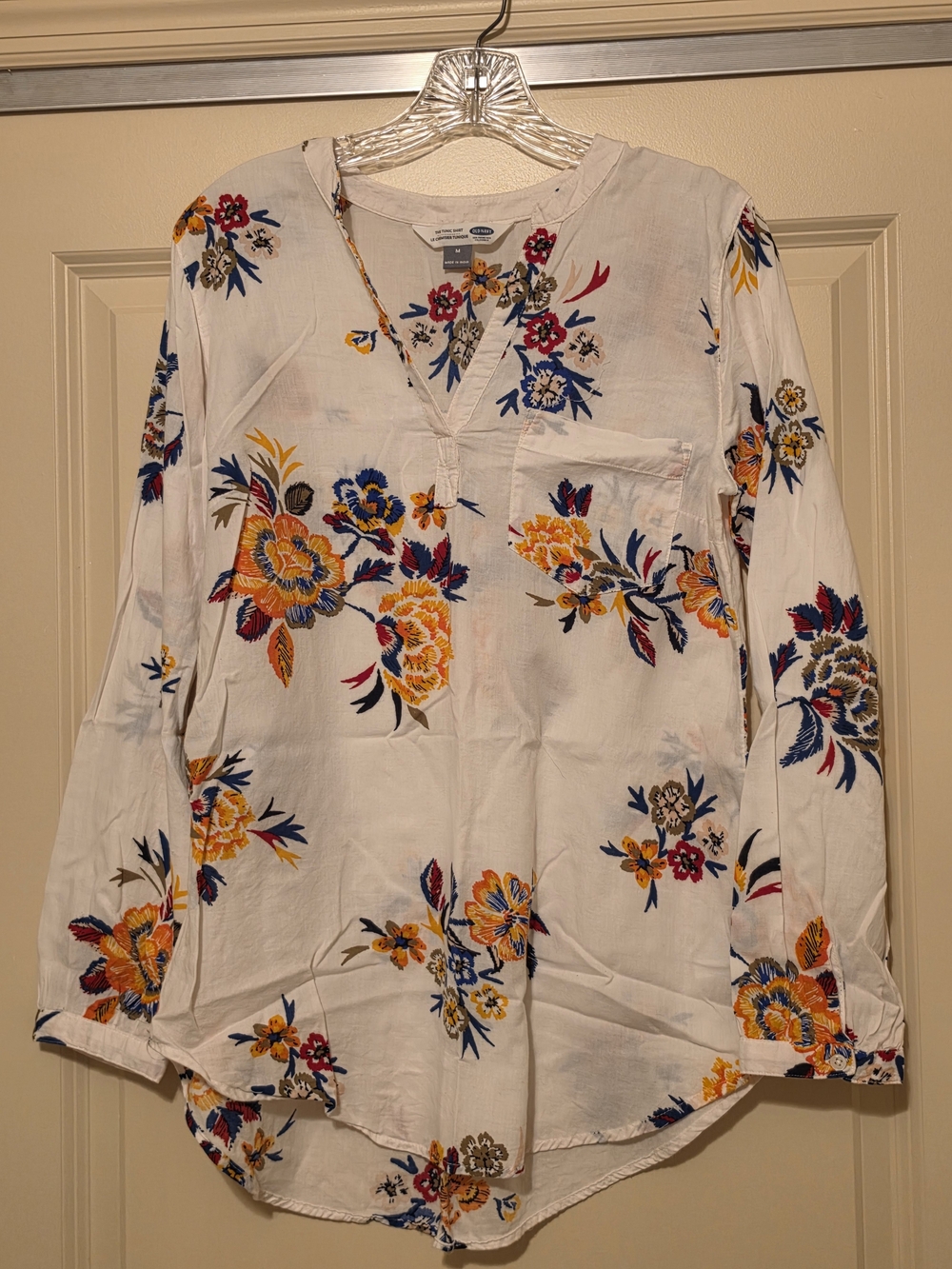 Old Navy White Floral Split-Neck Tunic with Chest Pocket